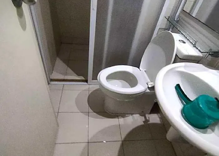 Sm Bicutan Budget 3*